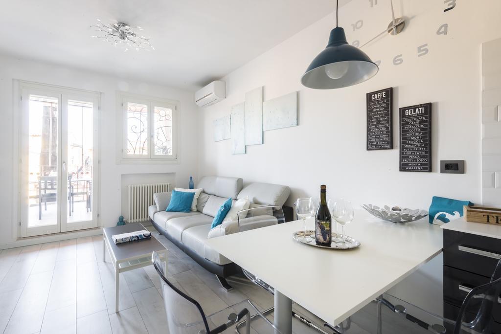 Apartament Attico Del Duomo Modena Zewnętrze zdjęcie