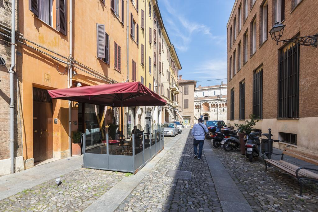 Apartament Attico Del Duomo Modena Zewnętrze zdjęcie
