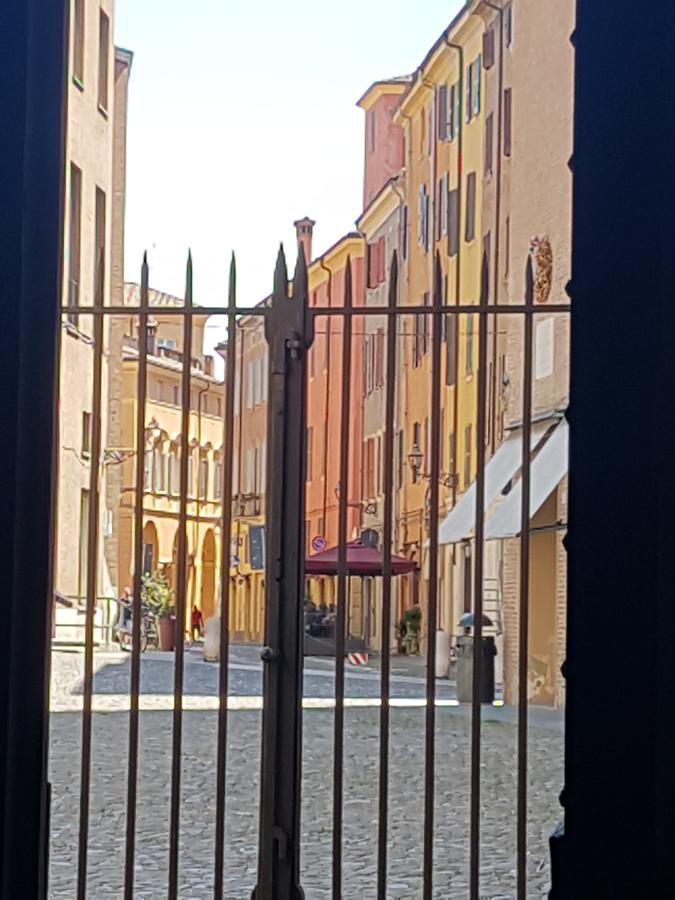 Apartament Attico Del Duomo Modena Zewnętrze zdjęcie